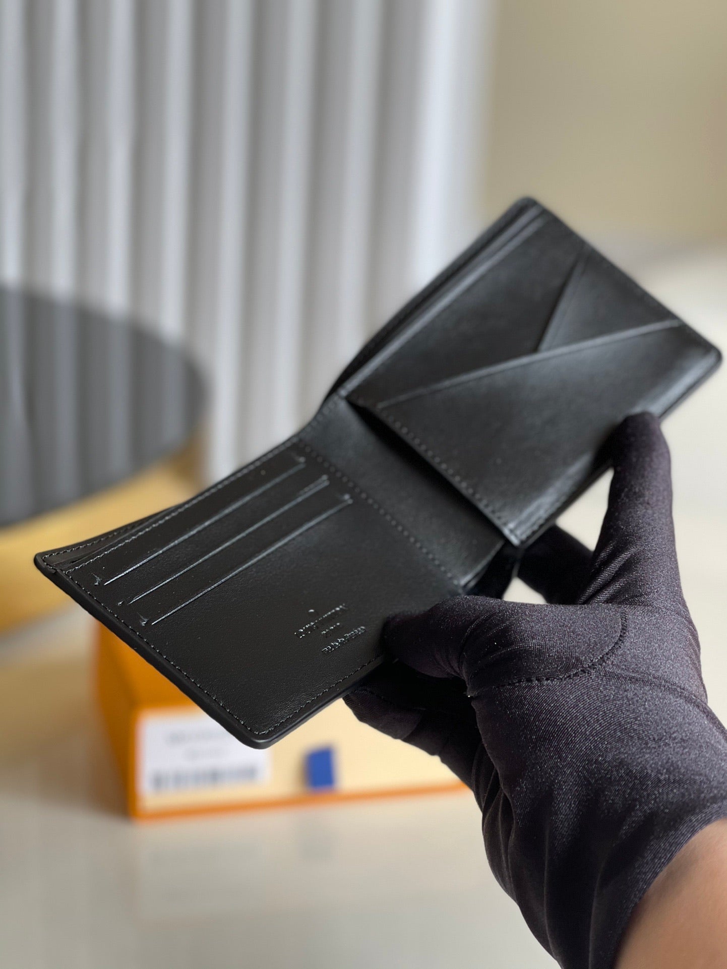 Lv wallet