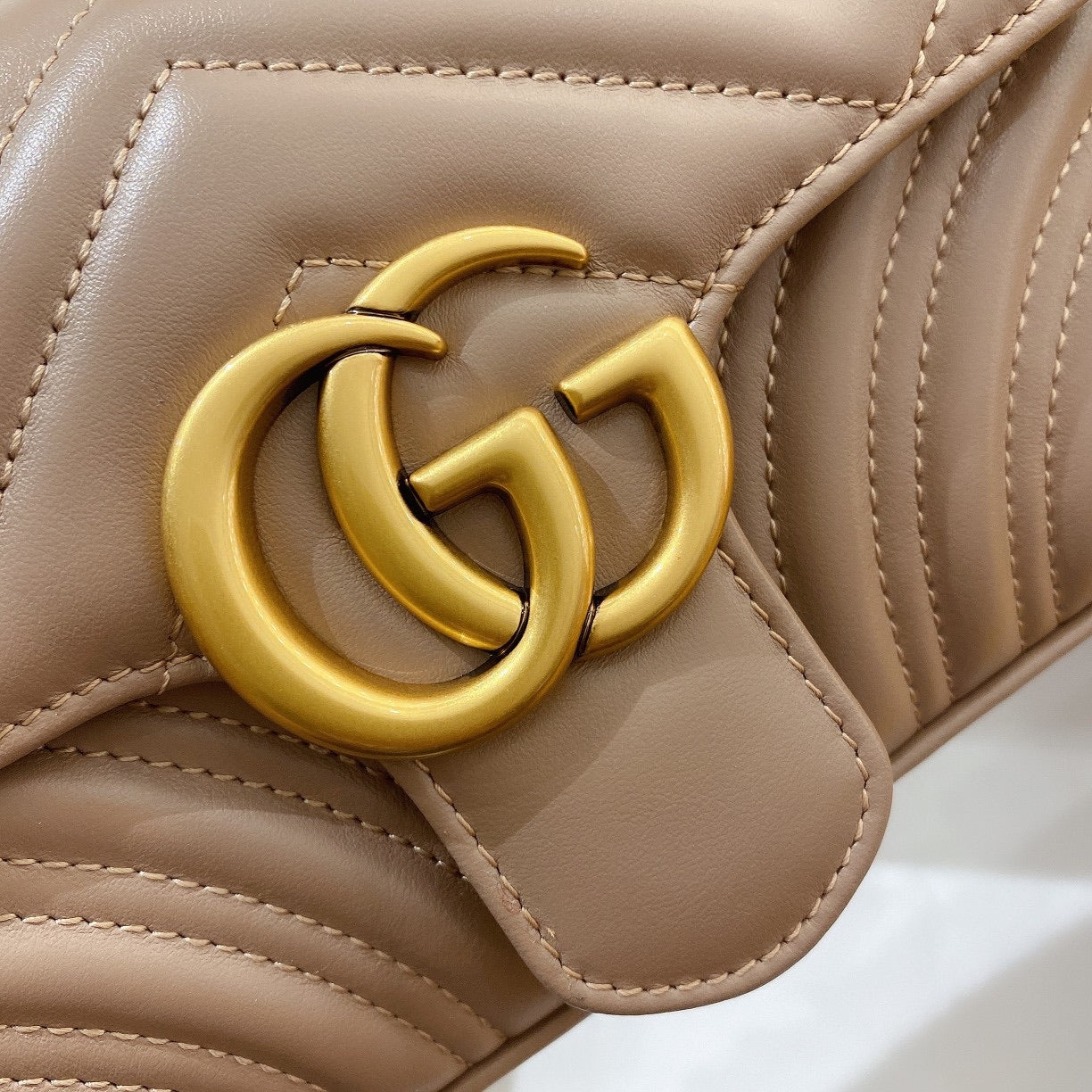 Cream 22cm handbag
