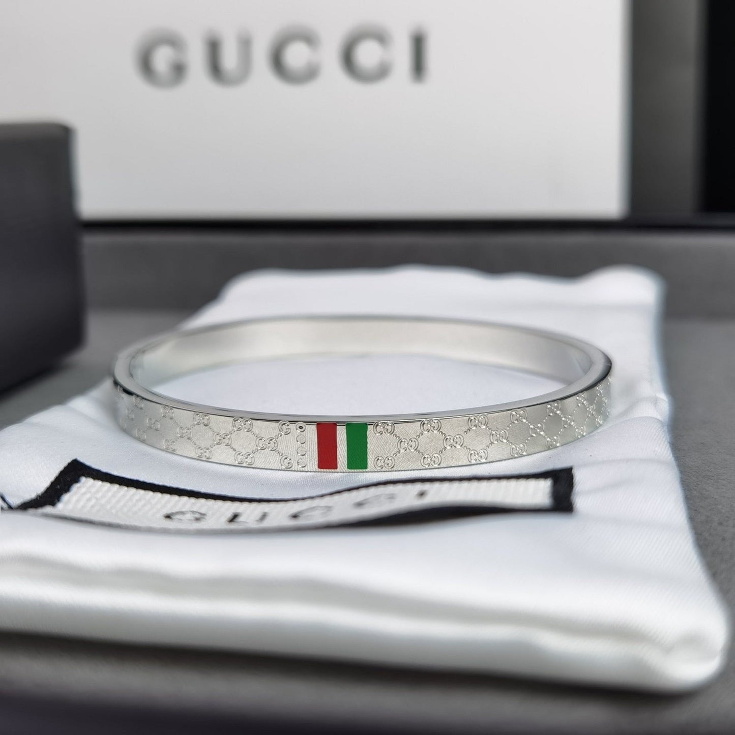 Fashion Classic bracelet