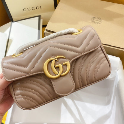 Cream 22cm handbag