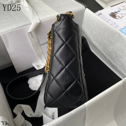 C h a n e l black 16cm