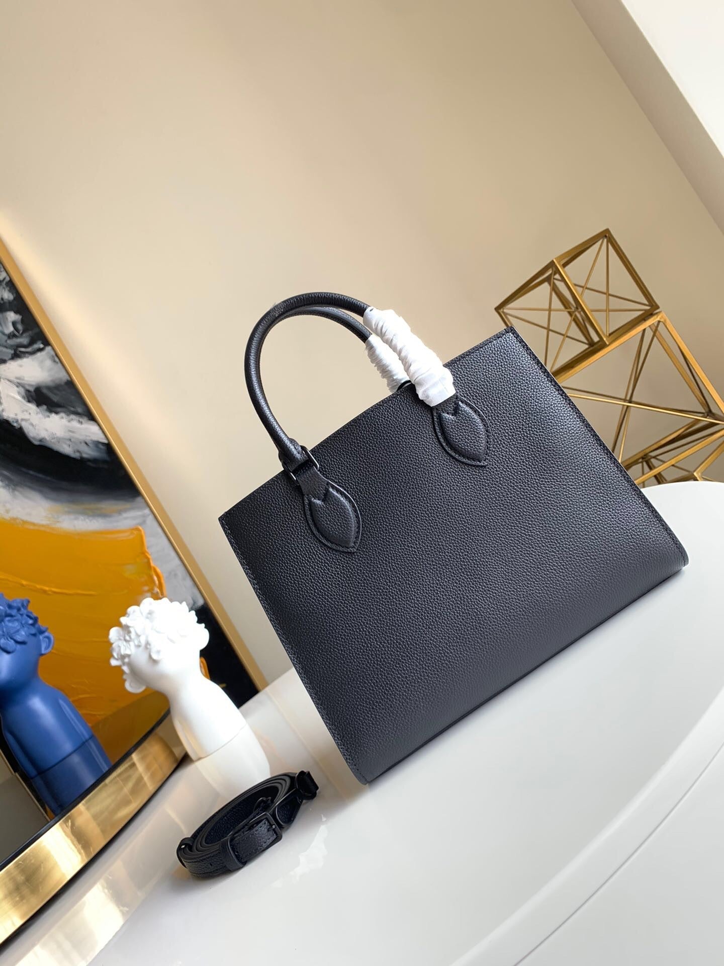 Lv new black