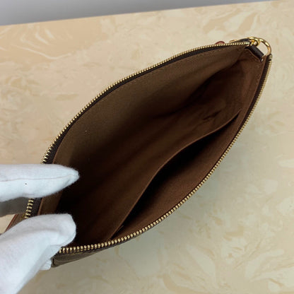 Lv new pouch