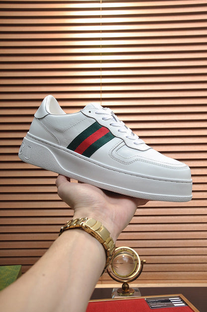 G u c c i 21 white