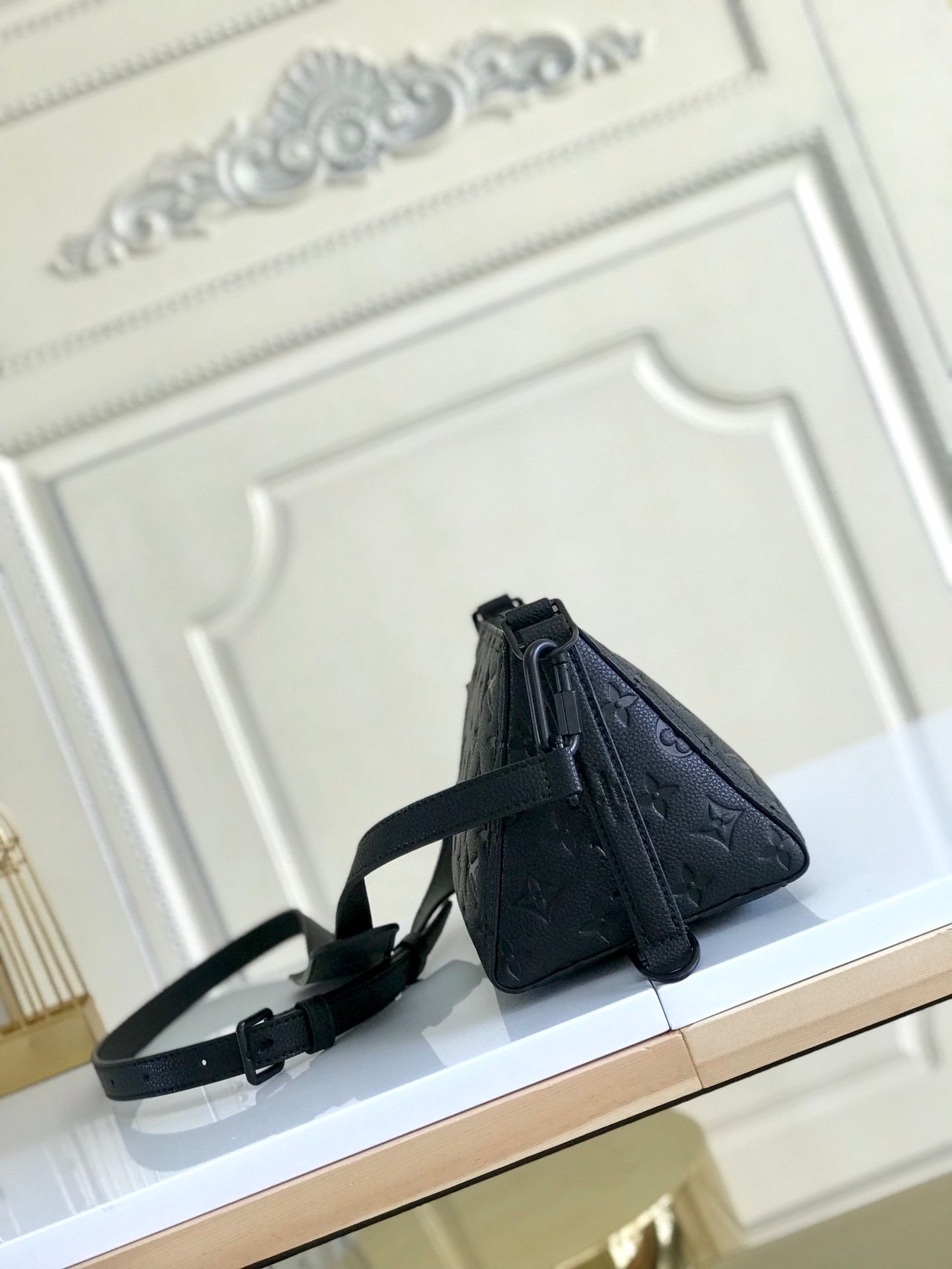 Monogram Empreinte black
