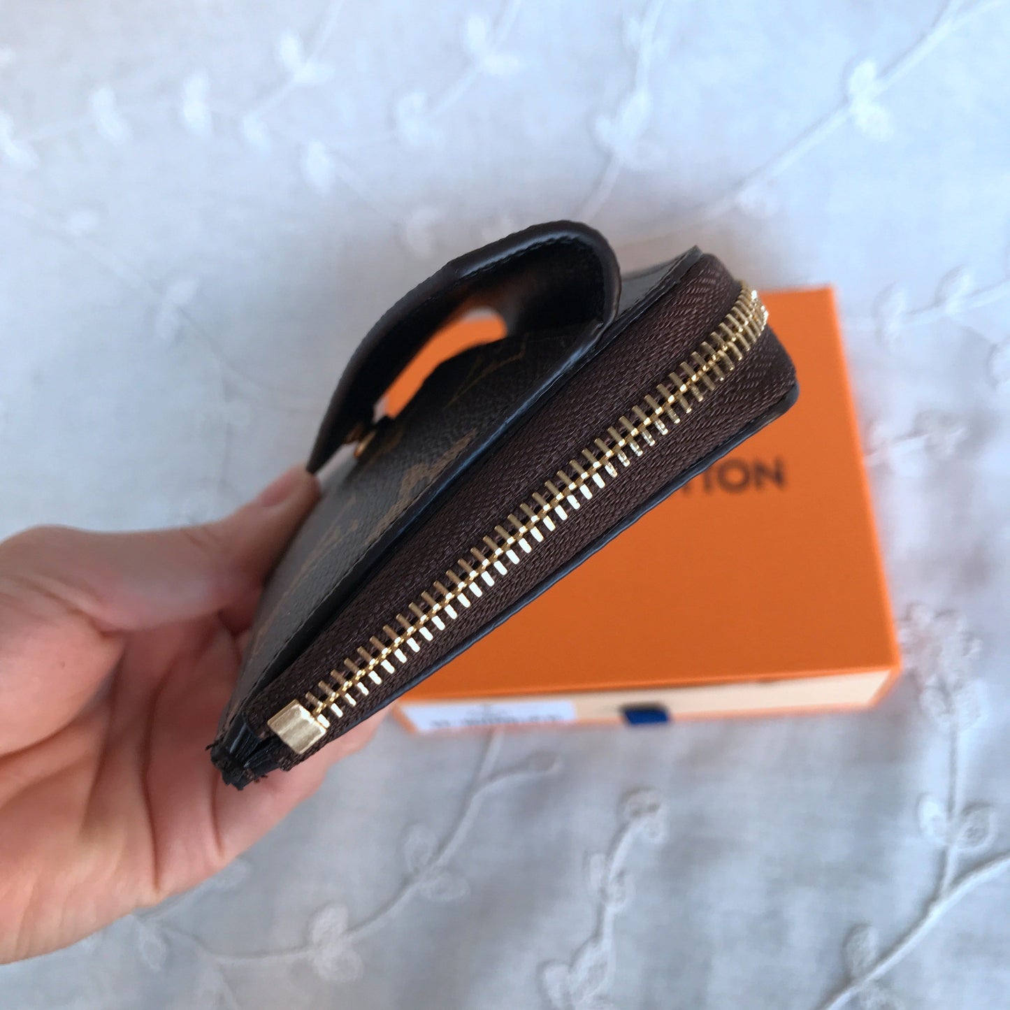 Lv wallet