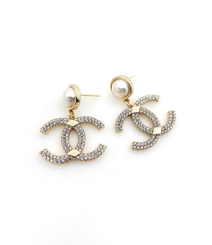 C h a n e l earrings