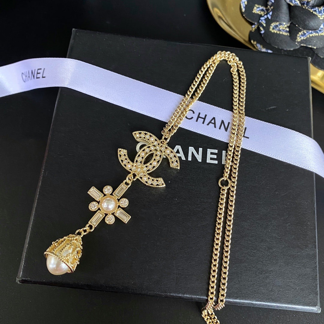 Classic fashion colorfast necklace