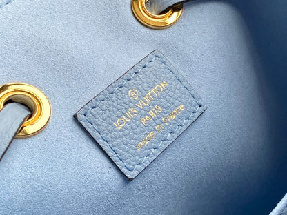 Lv giant blue