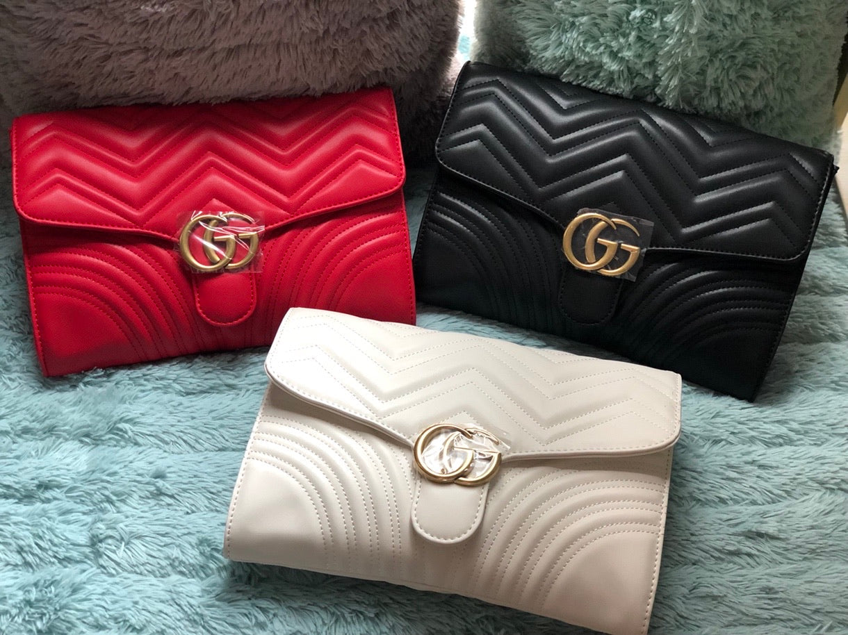 Clutch handbag