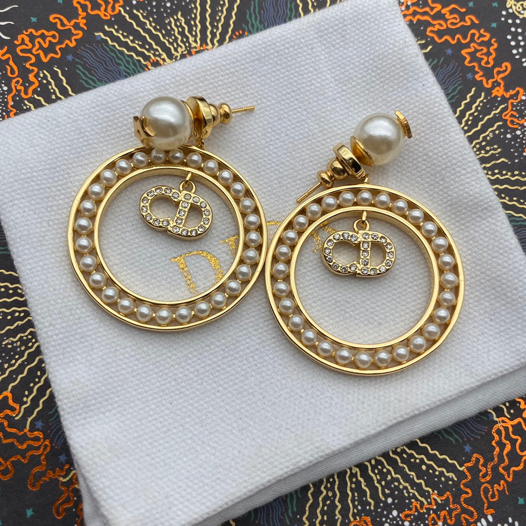 D i o r earrings