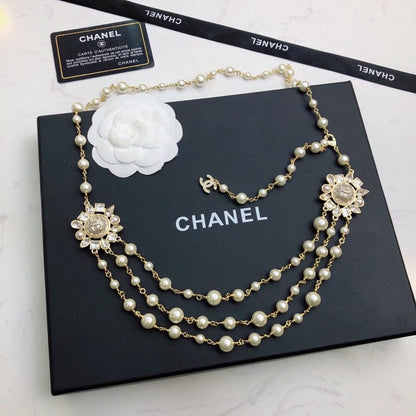 Colorfast classic fashion necklace