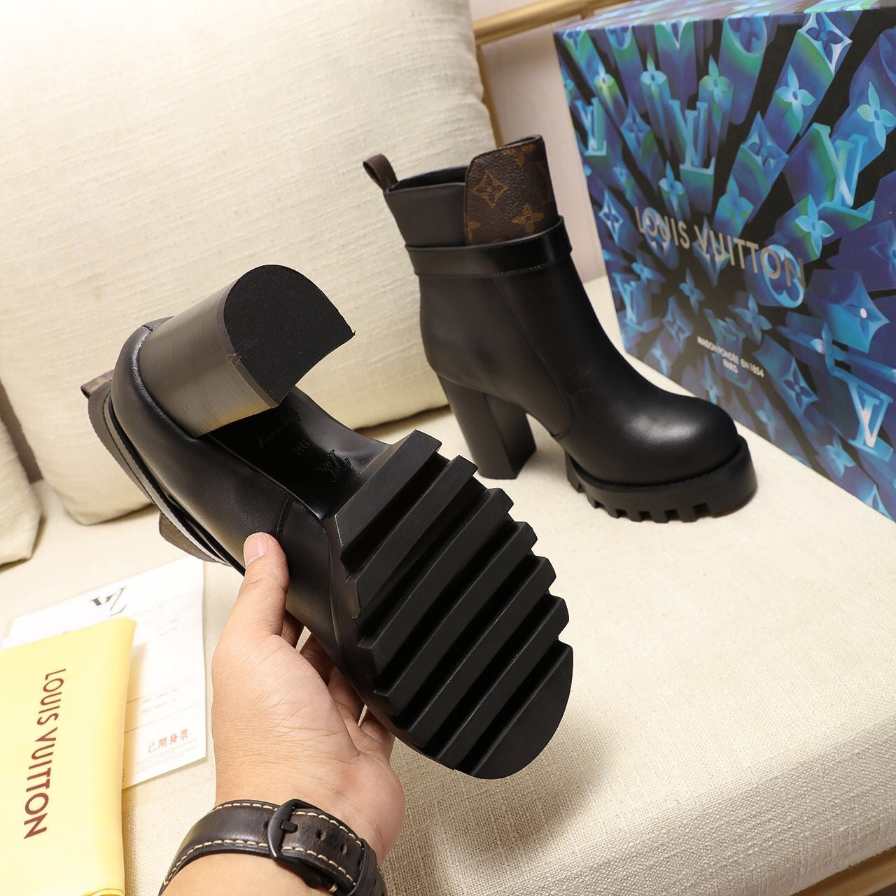 Lv boots