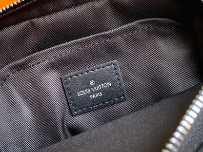 L v pouch