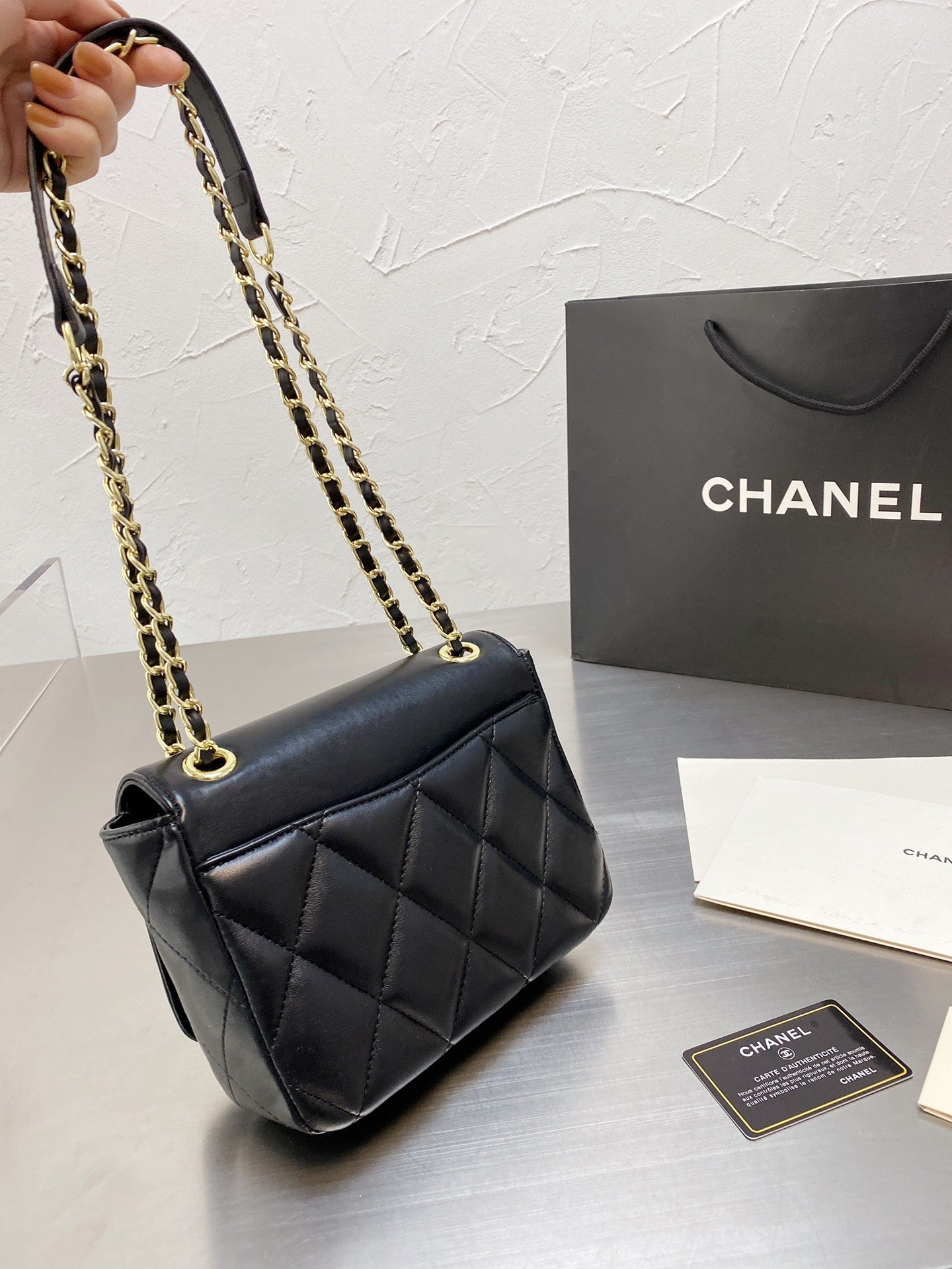 C h a n e l 20cm